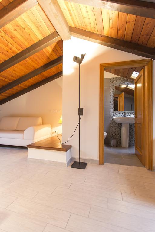 Residenza Ariosto Depandance By Studio Vita Bologna Rum bild